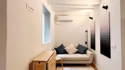 Apartment for rent in Barcelona Ciutat Vella, Barcelona