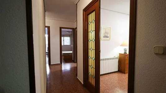 Rooms in el Camí de Vera - photo 9