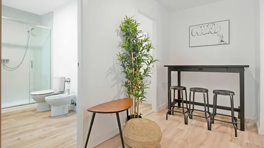 Rooms in Madrid Centro - photo 6