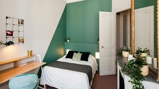 Rooms in Paris 17ème arrondissement - photo 2