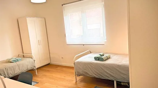 Rooms in Almada - photo 2