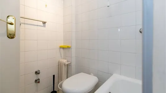 Rooms in Granada - photo 4