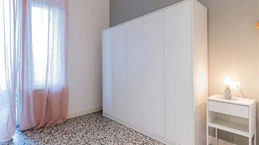 Rooms in Turin - photo 3