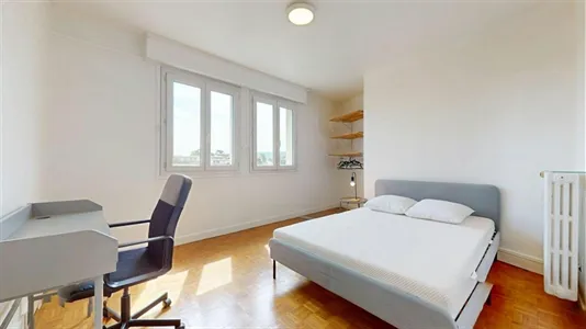 Rooms in Clermont-Ferrand - photo 3