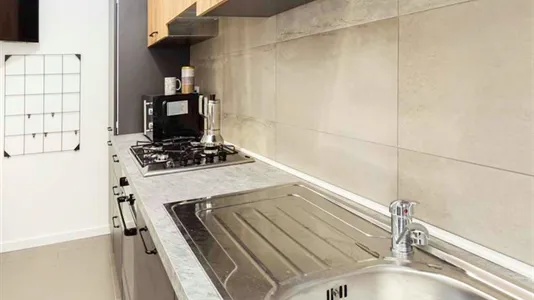 Rooms in Milano Zona 5 - Vigentino, Chiaravalle, Gratosoglio - photo 4