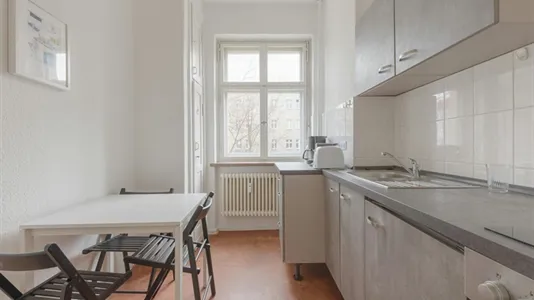 Rooms in Berlin Friedrichshain-Kreuzberg - photo 6
