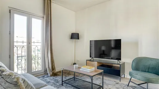 Apartments in Barcelona Eixample - photo 4