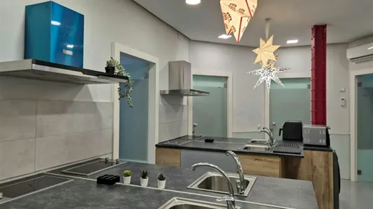 Rooms in Valencia Ciutat Vella - photo 1