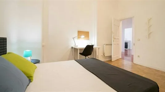 Rooms in Madrid Centro - photo 4
