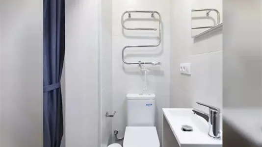 Rooms in Madrid Chamberí - photo 8