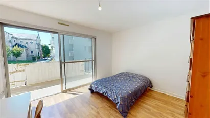 Room for rent in Grenoble, Auvergne-Rhône-Alpes