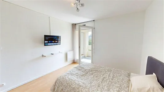 Rooms in Saint-Julien-en-Genevois - photo 3