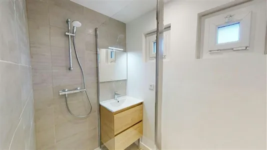 Rooms in Grenoble - photo 9