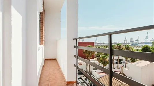 Apartments in la Punta - photo 3