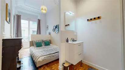 Room for rent in Saint-Étienne, Auvergne-Rhône-Alpes