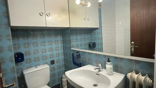 Rooms in Barcelona Eixample - photo 10