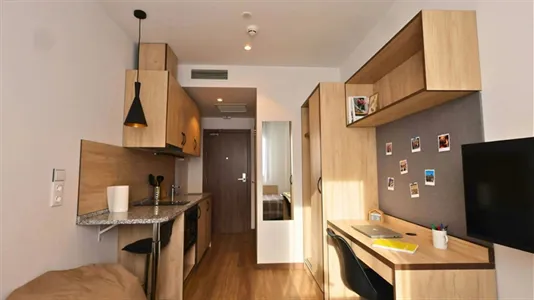 Apartments in Pamplona/Iruña - photo 4