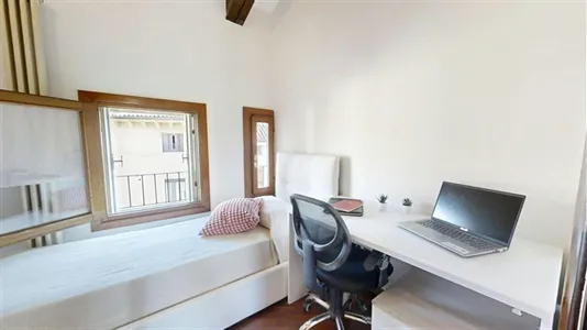 Rooms in Vicenza - photo 3