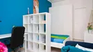 Room for rent, Milano Zona 8 - Fiera, Gallaratese, Quarto Oggiaro, Milan, &lt;span class=&quot;blurred street&quot; onclick=&quot;ProcessAdRequest(13197353)&quot;&gt;&lt;span class=&quot;hint&quot;&gt;See streetname&lt;/span&gt;[xxxxxxxxxxxxx]&lt;/span&gt;