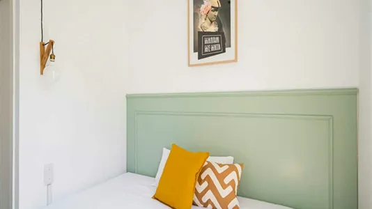 Rooms in Madrid Centro - photo 9