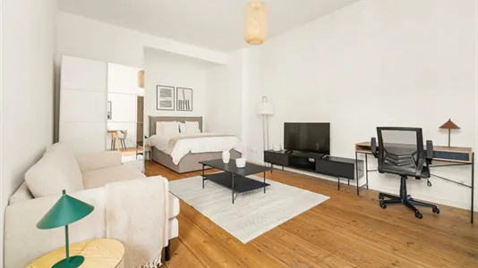 Apartments in Berlin Neukölln - photo 3