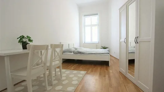 Apartments in Vienna Alsergrund - photo 1