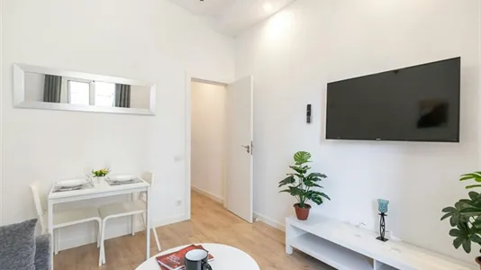 Apartments in Barcelona Eixample - photo 5