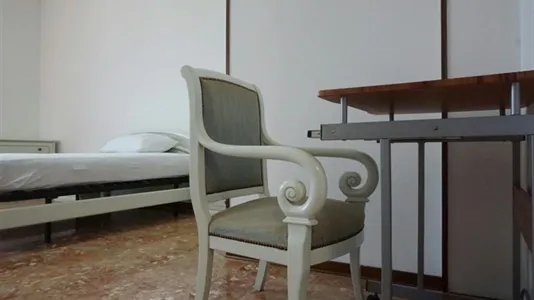 Rooms in Colorno - photo 8