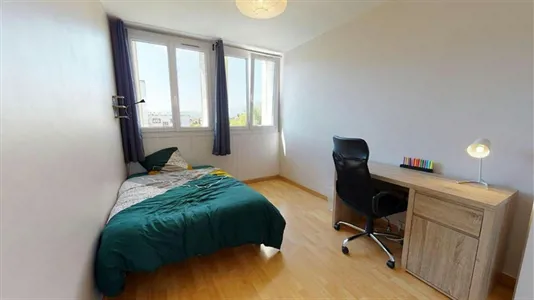 Rooms in Grenoble - photo 1