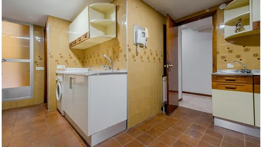 Rooms in Madrid Retiro - photo 10