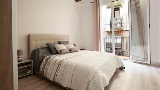 Apartments in Barcelona Ciutat Vella - photo 9