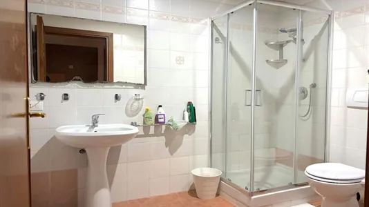 Rooms in Roma Municipio XI – Arvalia/Portuense - photo 5