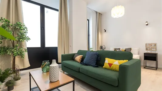 Apartments in Barcelona Ciutat Vella - photo 5