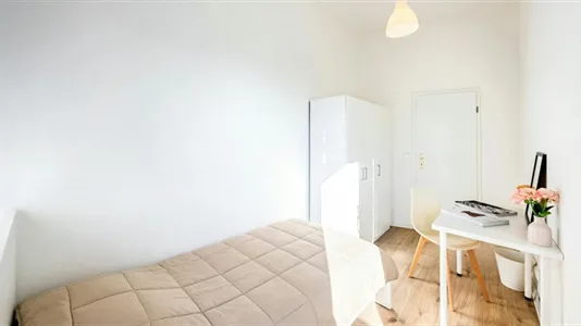 Rooms in Berlin Charlottenburg-Wilmersdorf - photo 2