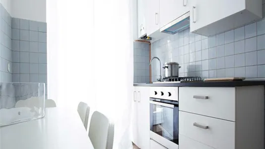 Rooms in Milano Zona 8 - Fiera, Gallaratese, Quarto Oggiaro - photo 7