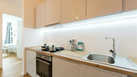 Rooms in Berlin Mitte - photo 7