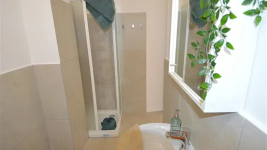 Rooms in Modena - photo 10