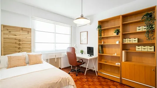 Rooms in Madrid Salamanca - photo 4