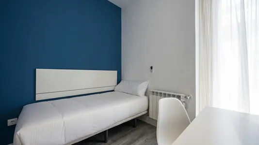 Rooms in Madrid Centro - photo 3
