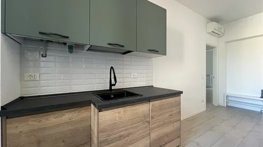 Apartments in Milano Zona 8 - Fiera, Gallaratese, Quarto Oggiaro - photo 3