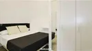 Room for rent, Madrid Centro, Madrid, &lt;span class=&quot;blurred street&quot; onclick=&quot;ProcessAdRequest(7919597)&quot;&gt;&lt;span class=&quot;hint&quot;&gt;See streetname&lt;/span&gt;[xxxxxxxxxxxxx]&lt;/span&gt;