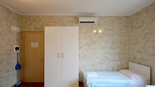 Apartments in Milano Zona 5 - Vigentino, Chiaravalle, Gratosoglio - photo 5