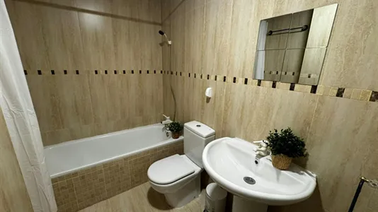 Rooms in Madrid Hortaleza - photo 5