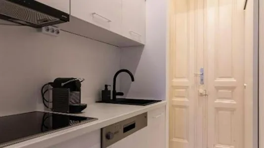 Apartments in Wien Neubau - photo 6