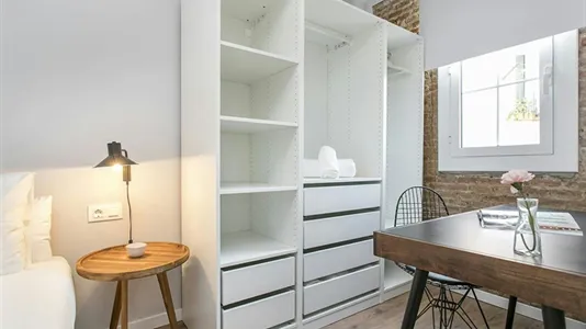 Apartments in Barcelona Ciutat Vella - photo 10