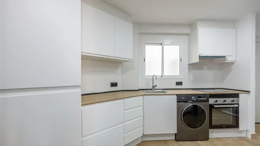 Rooms in el Camí de Vera - photo 10