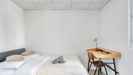 Apartments in Bobigny - photo 2