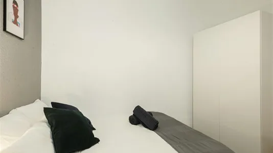 Rooms in Madrid Retiro - photo 4