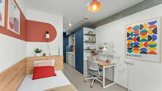 Rooms in Warszawa Śródmieście - photo 1