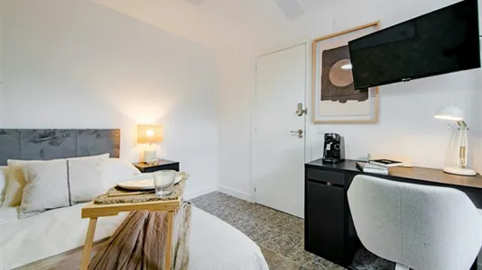 Rooms in Villaviciosa de Odón - photo 2